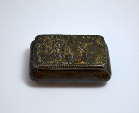 A SILVER TRINKET BOX, with front panel depicting a musician serenading two women within a garden, hallmarks for Birmingham 18