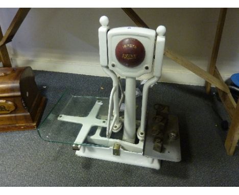 A SET OF SHOP AVERY SCALES, white enamel with a glass platform and small weights