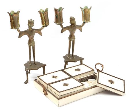 2 brass 2-light candlesticks carried by figures, 22.5 cm high and white lacquered oriental wooden plateau with 4 wooden boxes