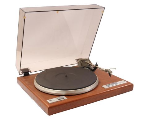 Dual CS 5000 record player op teak top, 44 cm wide