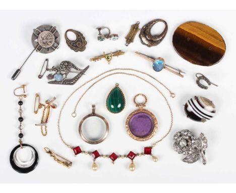 A small group of jewellery, including a gold and oval opal doublet bar brooch, detailed ‘9ct’, weight 2.9g, length 4.9cm, a s