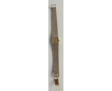 A 9ct gold cased ladies wristwatch by Rotary