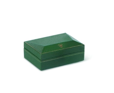  ROLEX BOX 11.00.2 Inner lining in imitation green velvet and white satin, missing the watch holder. 