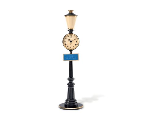 JAEGER-LECOULTRE RUE DE LA PAIX "RECITAL" REF. 107, '70S Case: black lacquered and gilded metal case in shape of a street la
