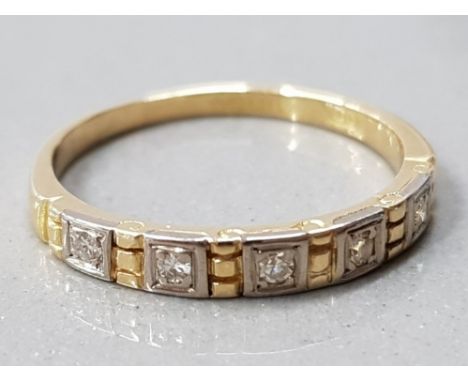 18CT GOLD 5 STONE DIAMOND 1/2 ETERNITY RING MAKER CHARLES GREEN AND CO HM BIRM 1970/71 2.0G GROSS SIZE- J