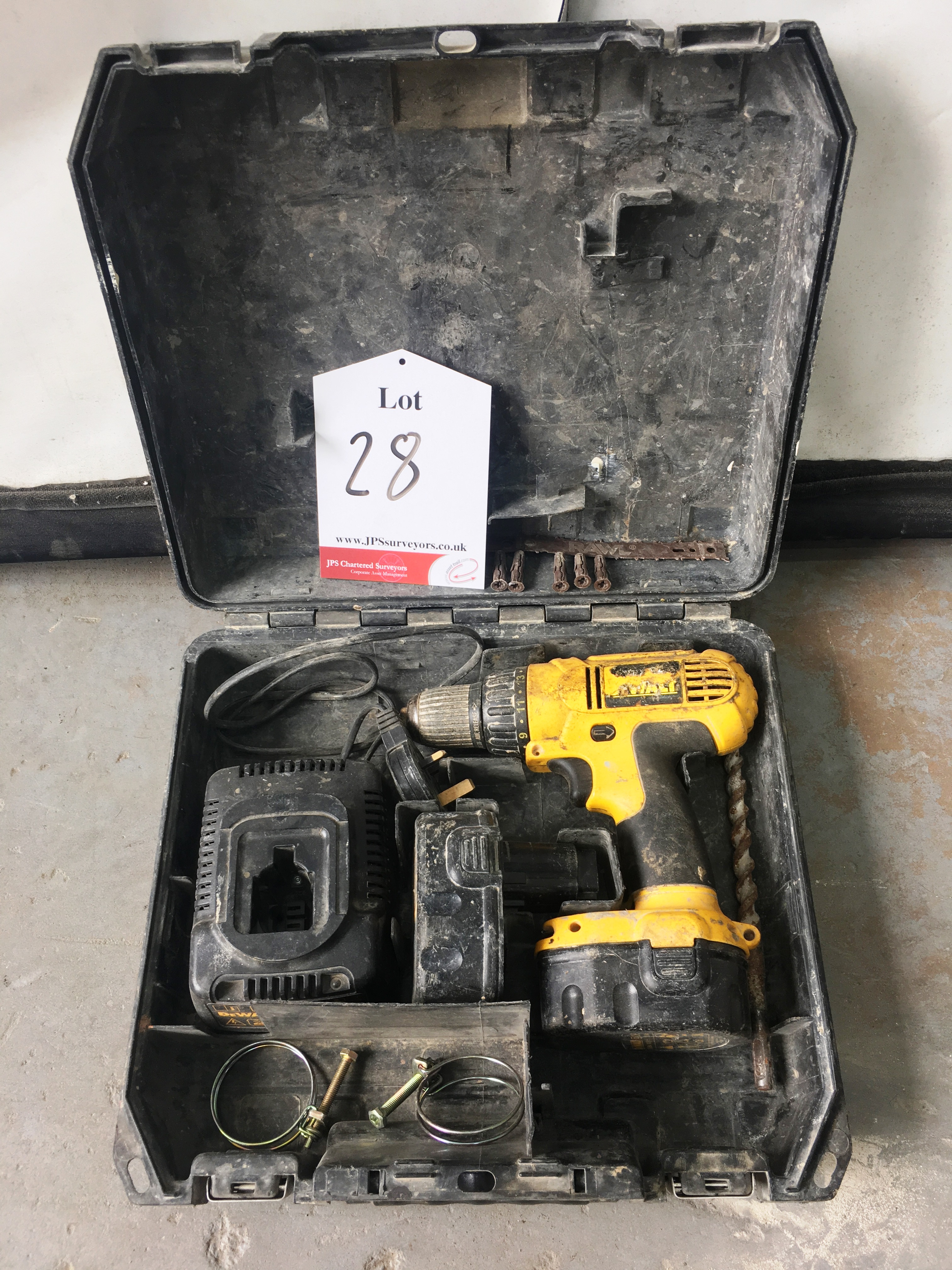 Dewalt dc728 аккумулятор