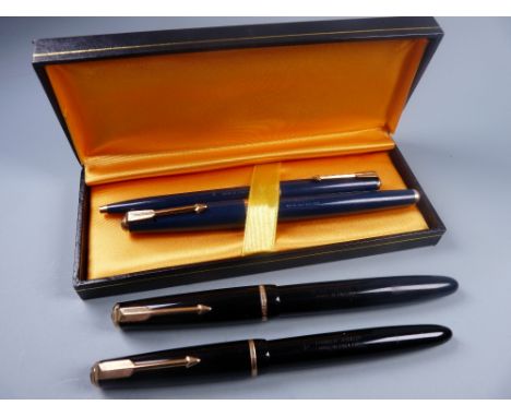 Vintage blue Parker 17 Super Duofold fountain pen and ballpoint pen set with wide cap bands and gold plated trim (in box), tw