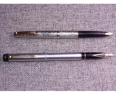 Vintage Rhodium flashed Lady Sheaffer 925 Seaspray with Barley Corn finish fountain pen. Vintage Brushed chrome finish Sheaff