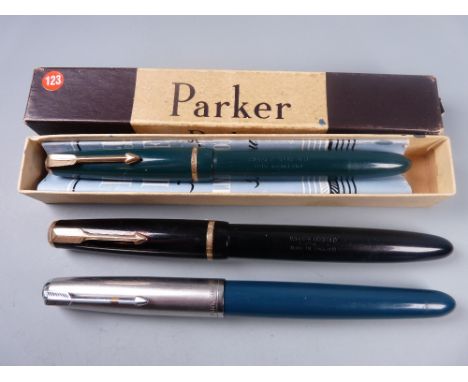Vintage green Parker Slimfold fountain pen with 14ct gold nib and gold plated trim, in original box with instructions, a Vint