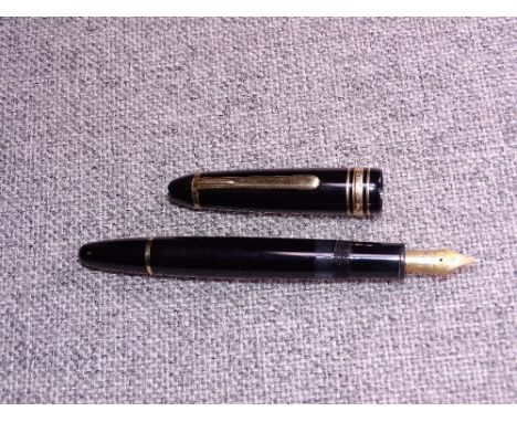 Large vintage black Montblanc Meisterstuck fountain pen No 148 