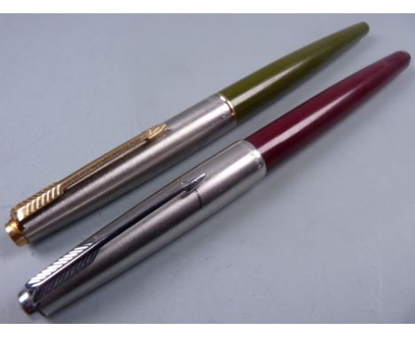 Vintage burgundy Parker 61 fountain pen with Lustraloy cap and chrome plated clip and a Vintage olive green Parker 45 fountai