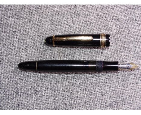 Vintage black Montblanc Masterpiece fountain pen
