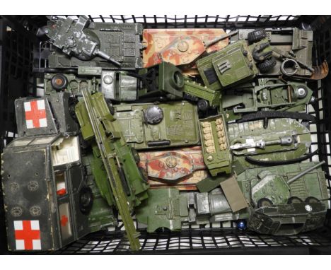 DINKY VARIOUS ARMY VEHICLES 