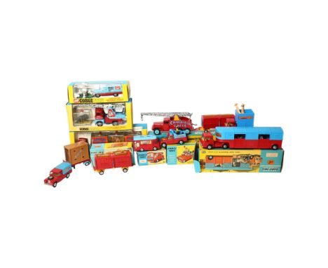 CORGI TOYS - CHIPPERFIELD'S CIRCUS - a group of vehicles and accessories, in original boxes, all associated with Chipperfield