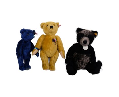 STEIFF - a group of 3 Steiff teddy bears, including teddy bear "Rico", bear ref. 027482, Steiff Teddy Bar Lapis Lazuli limite