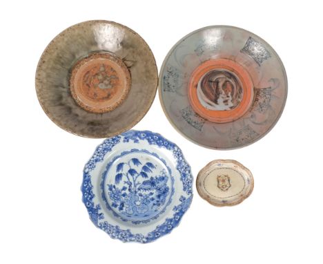 A group of pottery and ceramic items, including Chinese blue and white plate, 2 x 19th century Chinese Provincial dishes, and