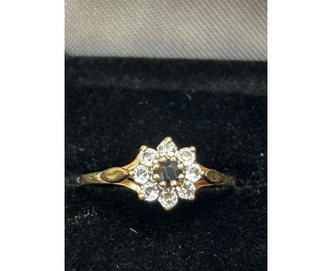 9ct Gold ring set with sapphire & cz stone 1.6g Size Q 