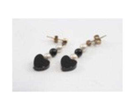 9ct Gold Vintage Carved Onyx And Cultured Pearl Set Drop Earrings (1.7g)&nbsp; &nbsp; &nbsp;2026046