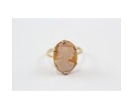 9ct Gold Vintage Carved Shell Cameo Dress Ring (2.3g) 2025147