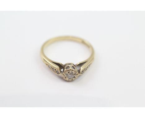 9ct Gold Diamond Single Stone Ring With Diamond Set Shoulders (1.6g) 2011819