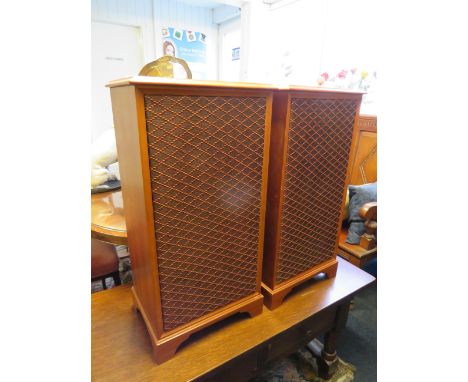Pair of decorative Dynotron Hi fi speakers in good order. Raised on bracket feet, each measures H:28 x W:14 x D:11 inches. Se