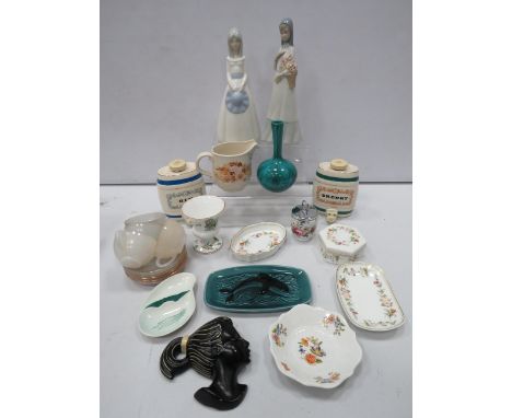 Mixed ceramics lot to include Wedgwood, Poole, Aynsley and a set of Arcopal coffee cups and saucers.