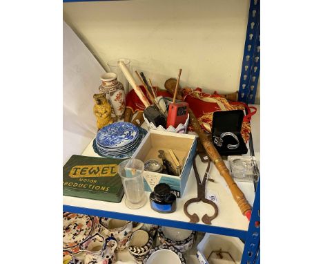 Set of bagpipes, 19th Century cast metal bear, blue and white plates, bracelets, collectables.