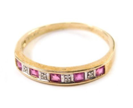 A 9ct gold dress ring, baguette cut with pink and white stones, size T, 1.9g all in. 