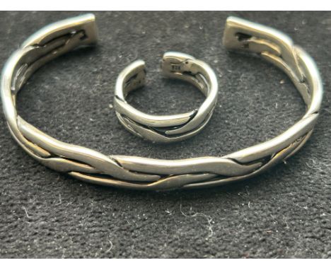 Silver bangle &amp; matching ring 