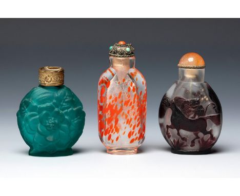 Set of three perfumers, two Chinese and one French, first third of the 20th century.Glass and metal.Provenance: Spanish priva