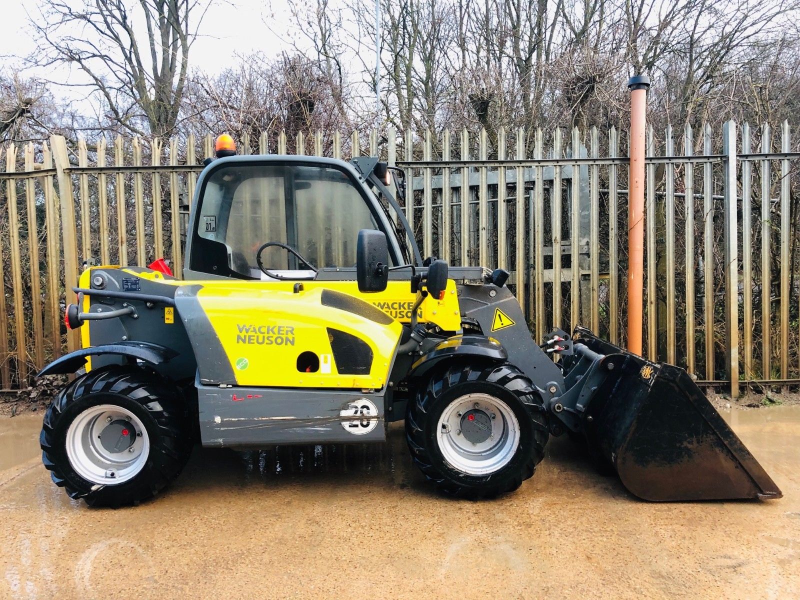 Wacker Neuson TH412 2017 903 Hours 1200 kg Lift 4.2 M Reach Good Tyres ...