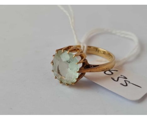 An aquamarine ring in 18ct gold mount size K 4g inc