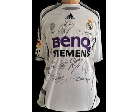 Football Real Madrid Galacticos multi signed replica shirt 13 fantastic signatures includes legends such as David Beckham, Fi