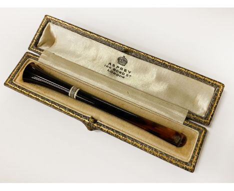 ASPREY CIGARETTE HOLDER WITH SAPPHIRES