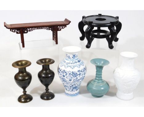 Various Chinese wares, etc, to include a 20thC tabletop miniature altar table, 10cm high, 30cm wide, 8cm deep, a pair of vase