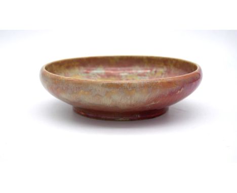 An Art Nouveau De Porceylene Fles Delft flambe green and red glaze ceramic bowl. Impressed mark to the base TL Delft. Diam.21