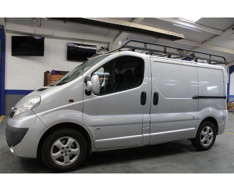 Make &amp; Model: Vauxhall Vivaro 2700 SportiveDate of Reg: DE61 OYBColour: Silvercc: 1995MoT: 20-02-2023Fuel Type: DIESELMil