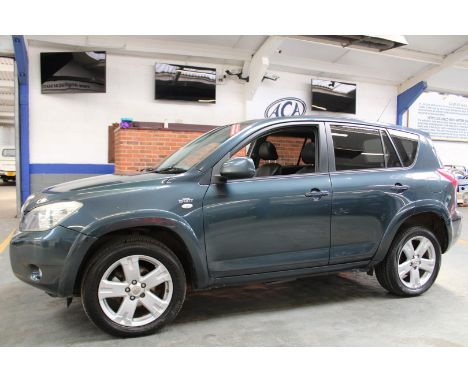 Make &amp; Model: Toyota Rav 4 T180 D-4DDate of Reg: GY57 ATKColour: Greencc: 2231MoT: 07-04-2023Fuel Type: DIESELMileage: 10