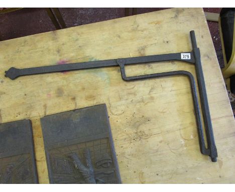 Antique cast iron bracket
