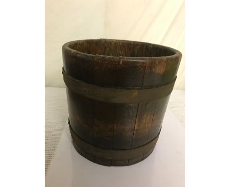 A coopered oak planter