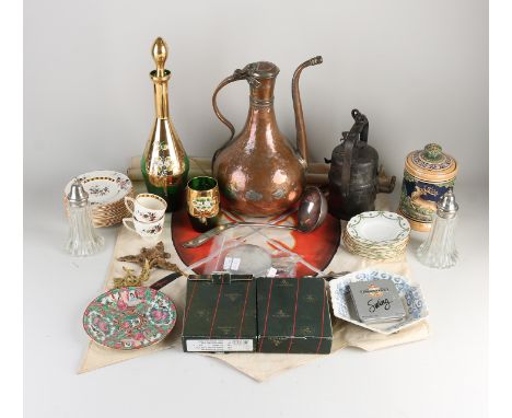 Lot of various, old/antique.&nbsp;Among other things;&nbsp;crockery, carbide lamp, copper vase, plated + glass.&nbsp;Dimensio