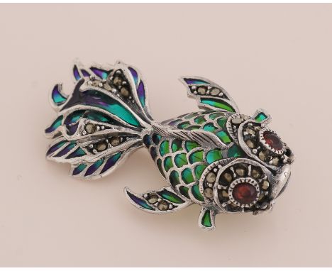 Silver brooch/pendant, 925/000, with enamel, marquesite and ruby.&nbsp;Brooch/pendant in the shape of a fish decorated with e