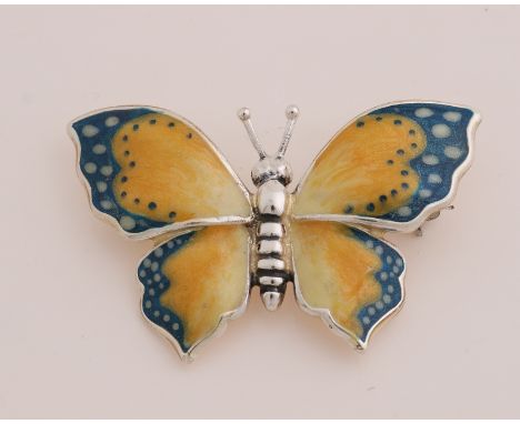 Very beautiful silver brooch, 925/000, in the shape of a butterfly decorated with enamel.&nbsp;38x24mm.&nbsp;about 8.3 grams.