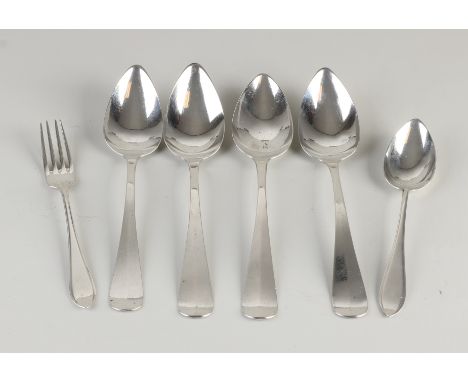 Lot with 5 silver spoons and 1 fork, 835/000.&nbsp;A place setting with a small spoon and fork, model pointed fillet, with a 