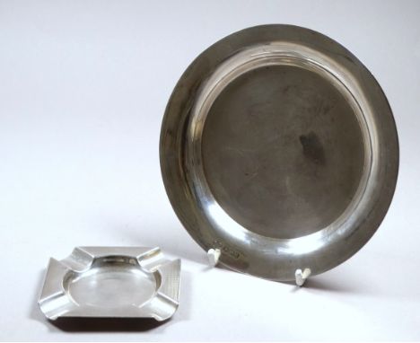 A silver ashtray - Brimingham 1925, square with engine turned border, together with a small circualr dish, weight 149g (2).