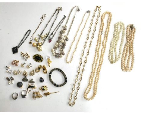 A mixed lot of jewellery to include a pearl necklace with silver clasp; strings of faux pearls; ciro paste and pearl necklace