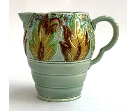 A Clarice Cliff Newport Pottery Co. 'Celtic Leaf and Berry' jug, 19.5cmH 