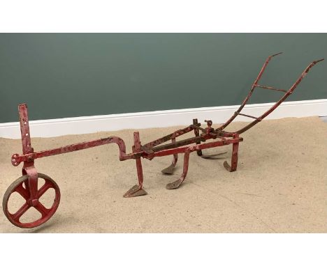 VINTAGE FARM IMPLEMENT plough, 275cms L