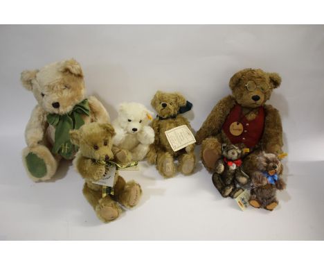 VARIOUS TEDDY BEARS including Steiff (Teddybar 25, 1926 Miniature, Zotty 1951 Miniature), Deans Rag (Benjamin, 70 of 150), Ca