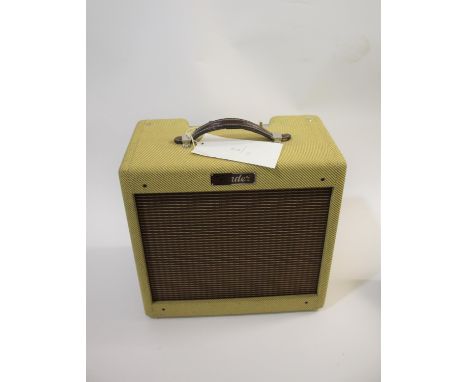 FENDER TWEED SERIES GUITAR AMP - PRO JUNIOR a 1995 15 watt valve tube amp with 10inch speaker,  the large amp with tweed cove